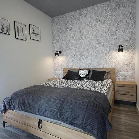 Apartament Przy Plantach Nowy Sacz Exterior photo