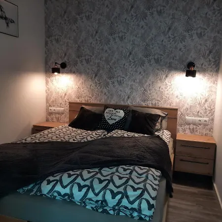 Apartament Przy Plantach Nowy Sacz Exterior photo
